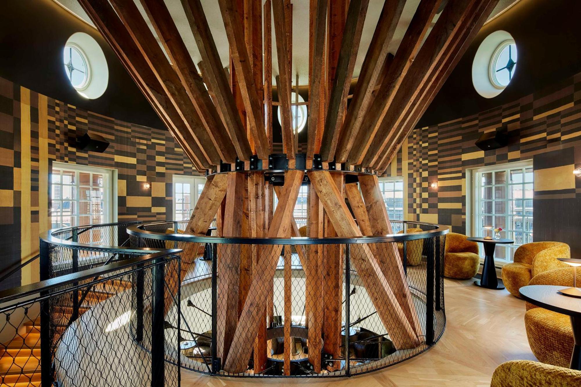 Nh Collection Helsinki Grand Hansa Exteriér fotografie The interior of the Starbucks Reserve Roastery in Seattle